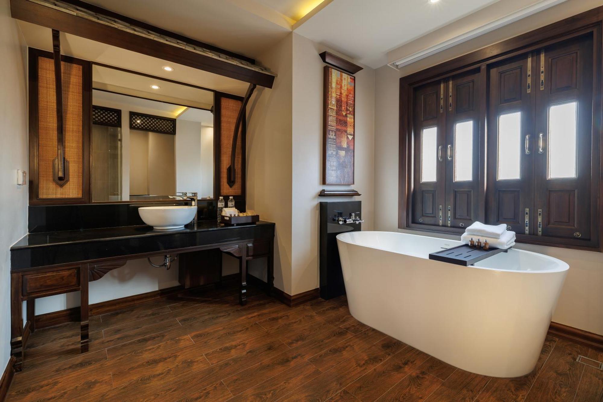 Akira Thaphae Hotel チエンマイ エクステリア 写真