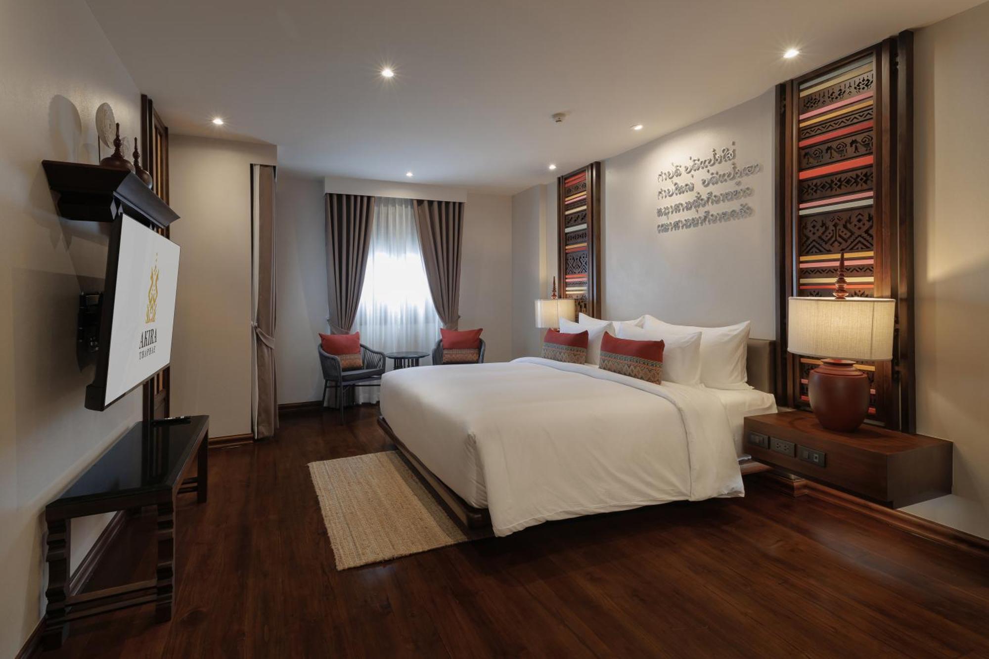 Akira Thaphae Hotel チエンマイ エクステリア 写真